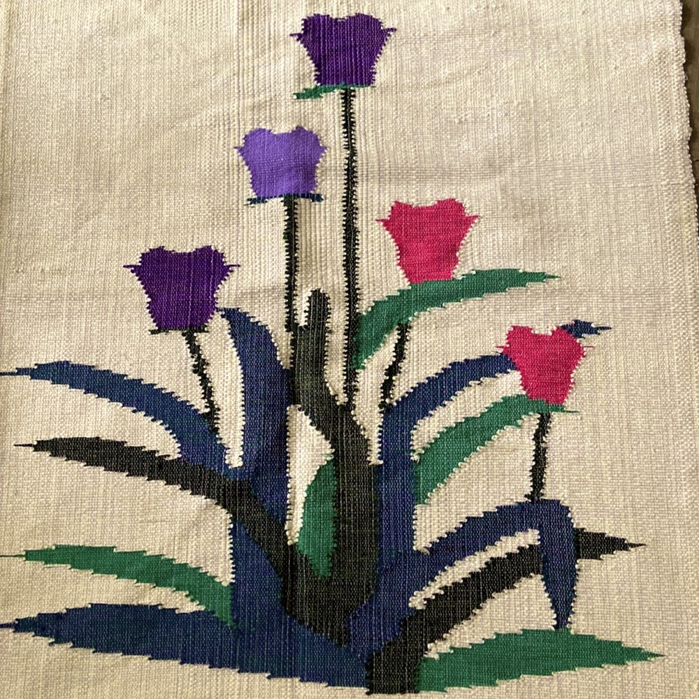 PURPLE FUCHSIA TULIPS WOVEN WALL ART TAPESTRY L34” W29” 🌷